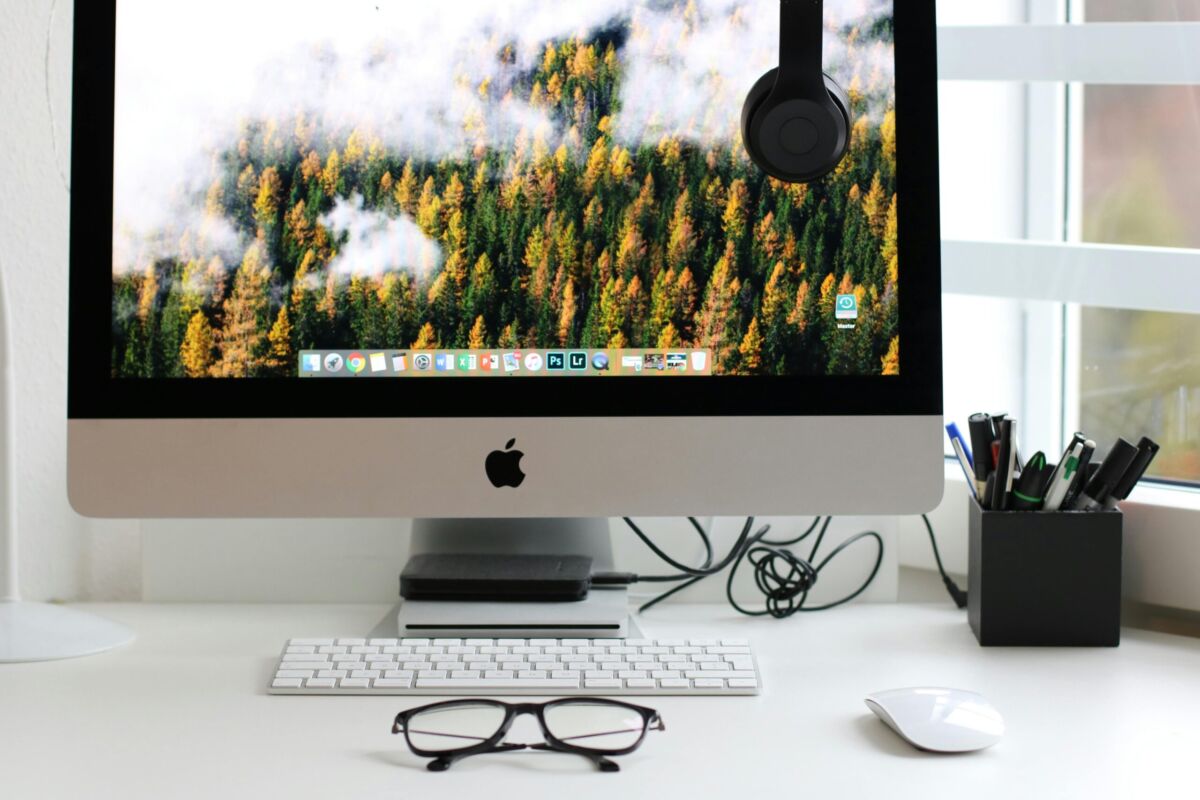 10 Awesome Ways to Customize Your Desktop Layout - Keizer Computer